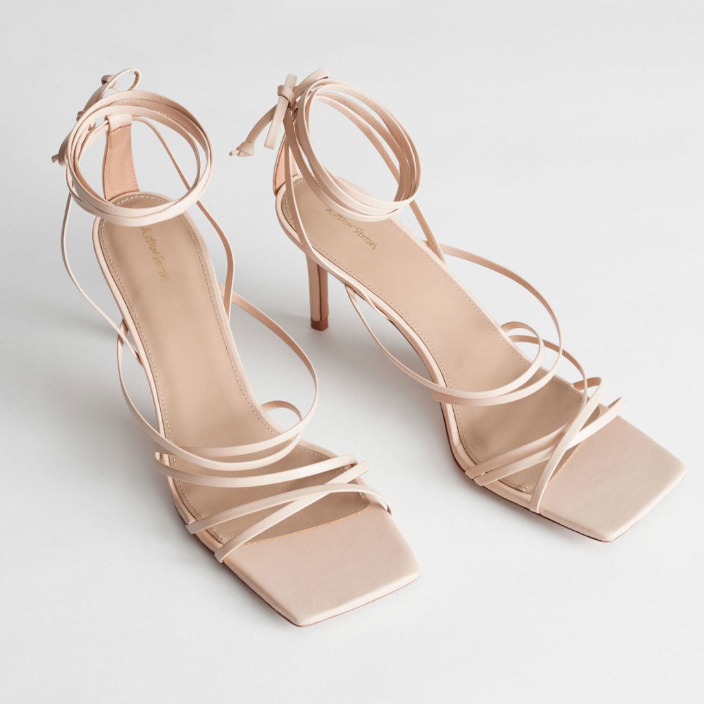Schuhtrends: Square Toe Sandalen von And Other Stories